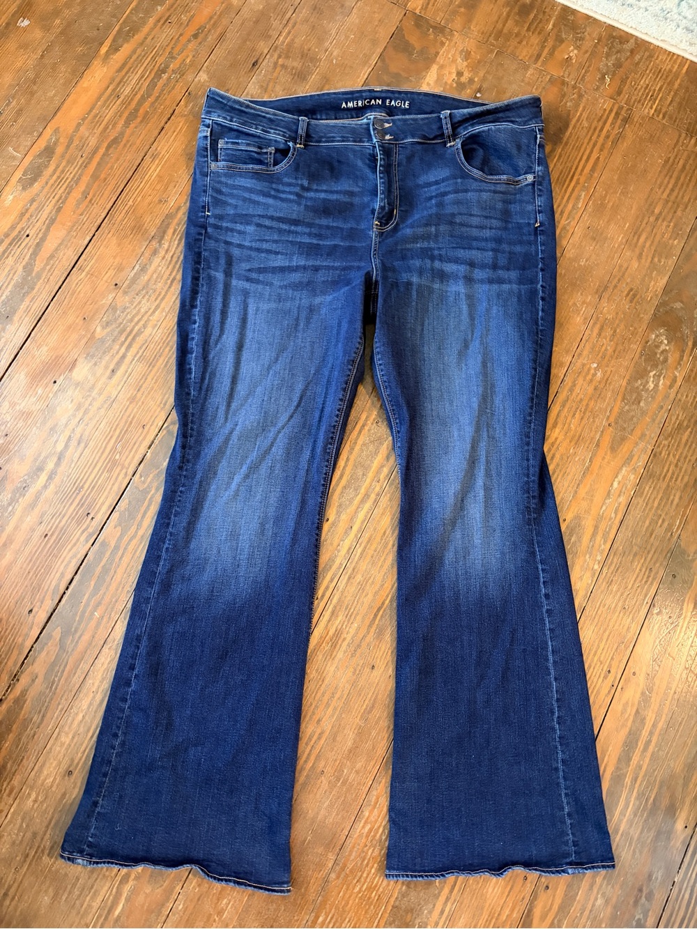 American Eagle Outfitters Women's Dark Blue Artist Flare Jeans